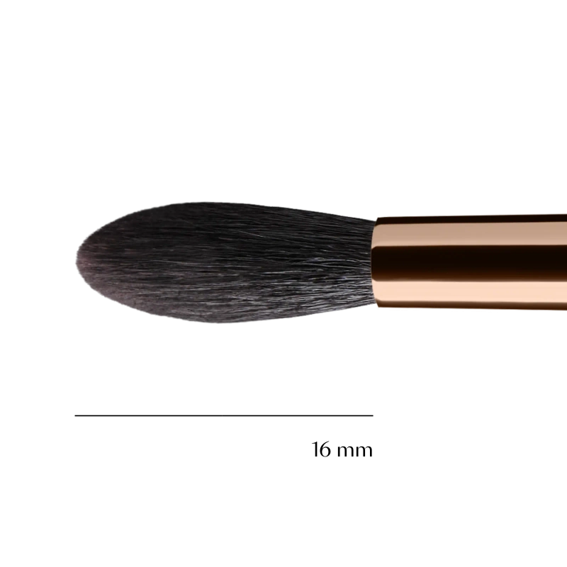 J799 an ultra-soft, pointed-tip shading brush