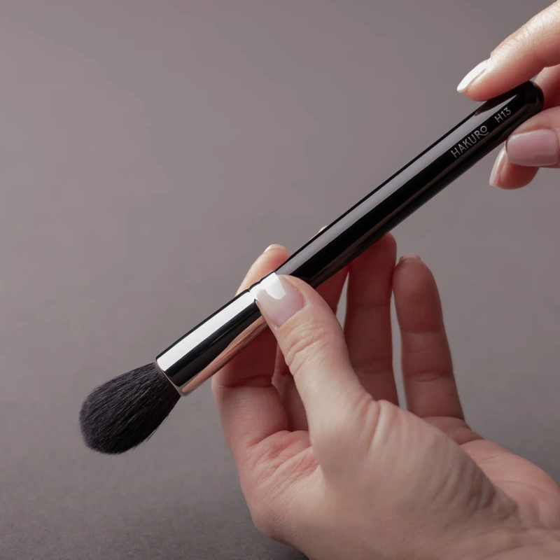 H13 Cheek Contour Brush