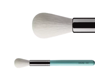 K107 Highlighter Brush