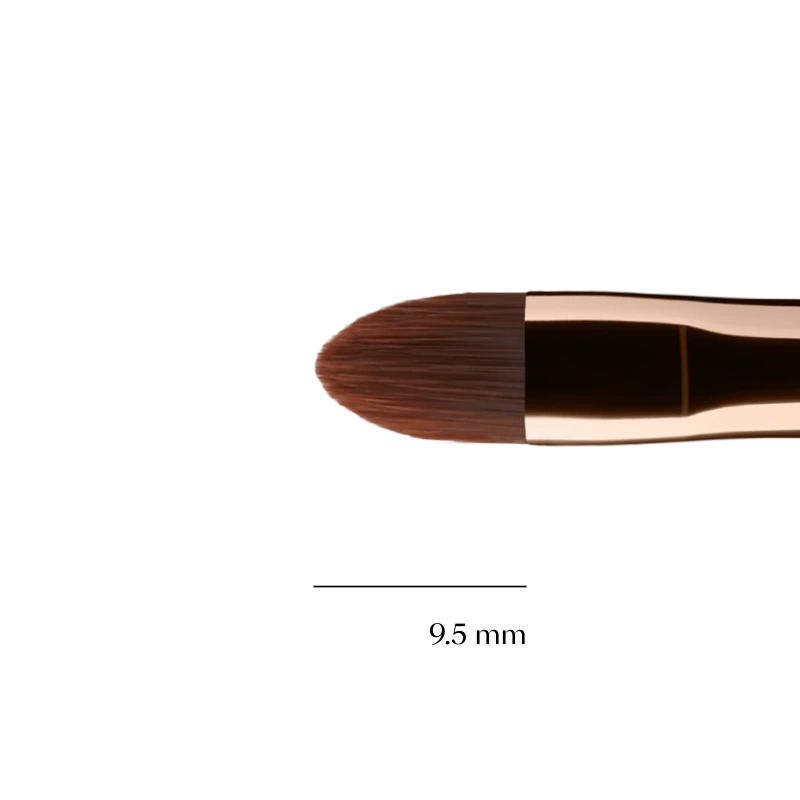 J970 a small, pointed-tip lip brush