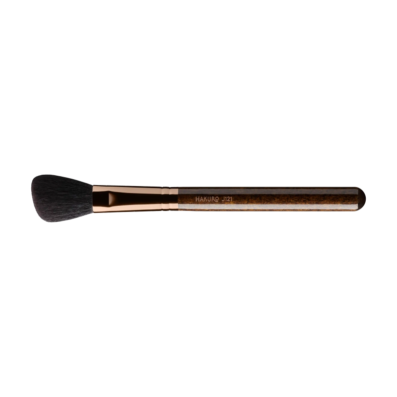 J121 Angled Cheek Contour Brush